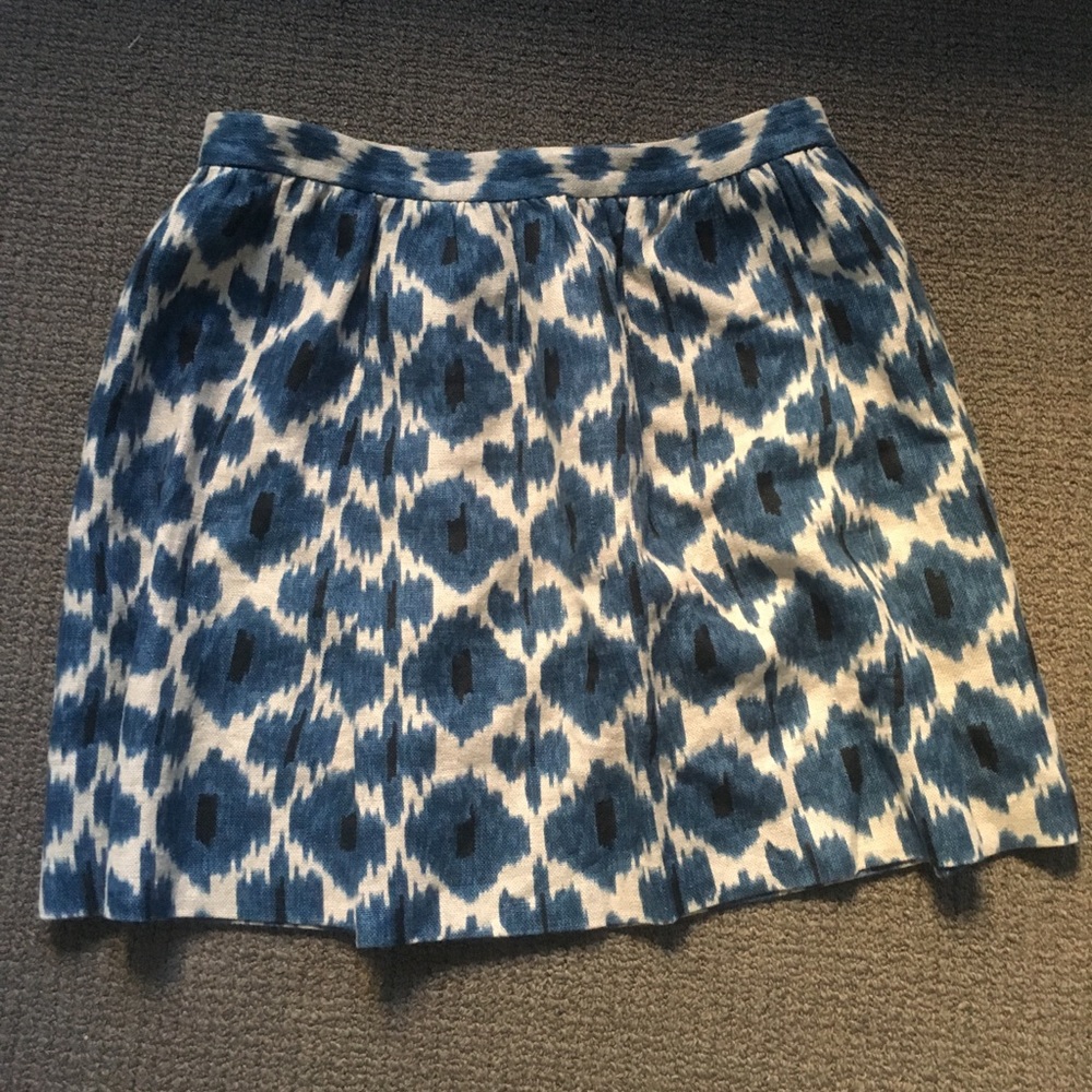Michael Kors 100% Linen skirt with pocket.